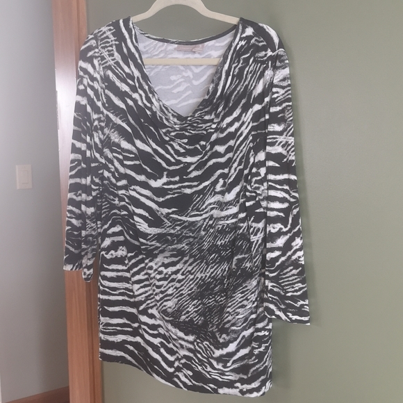 Chico's Zebra Print Cowl Neck 3/4 Sleeve Fashion Top Sz 3 Fits Like L or XL - Picture 6 of 12